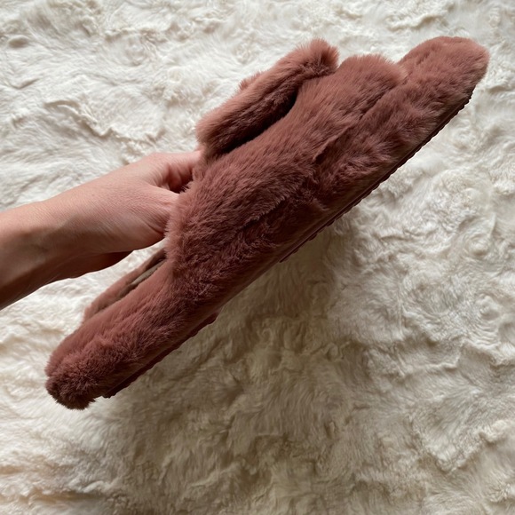 Happily Grey Faux Fur Slippers Womens L 9-10 Mauve Bow Slides Loungewear Chic - Picture 4 of 8